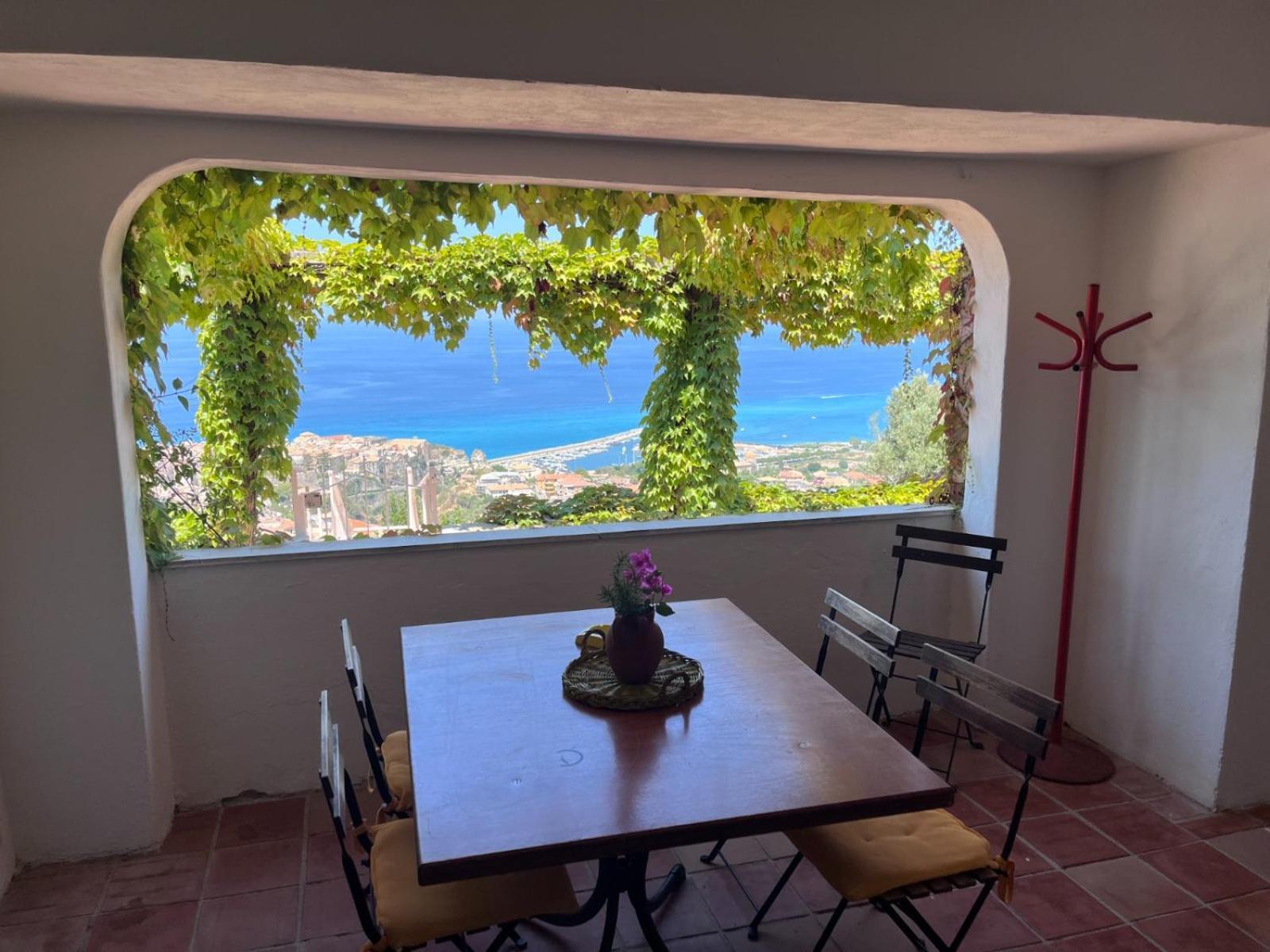 Appartamenti Salato Tropea Exterior foto